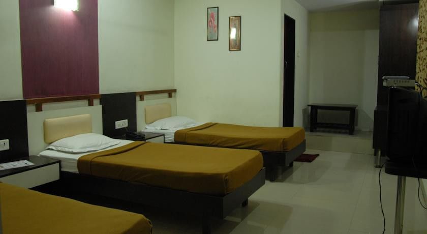 Hotel Enzo International Bangalore Esterno foto