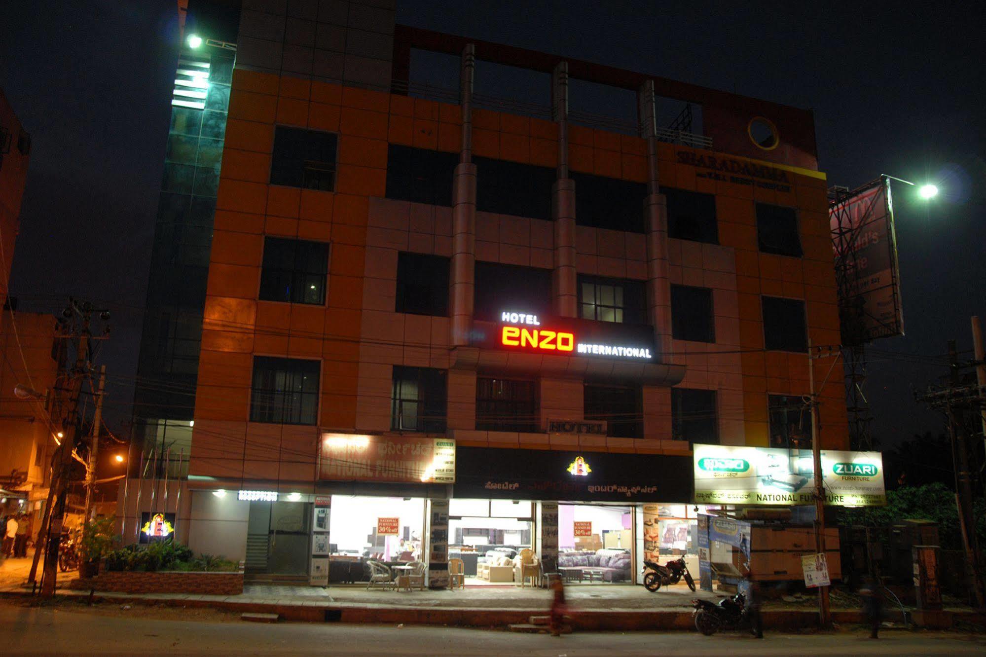 Hotel Enzo International Bangalore Esterno foto